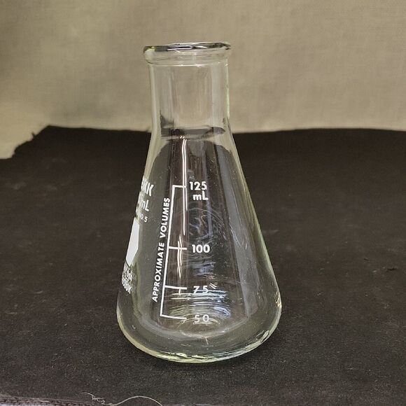 Pyrex Glass Flask Trio..PYREX GRADUATED ERLENMEYER FLASKS - Picture 8 of 11